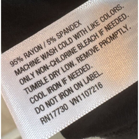 Liz Lange black maternity dress size large sleeveless V Neck Belted Braided Neck - Picture 8 of 8